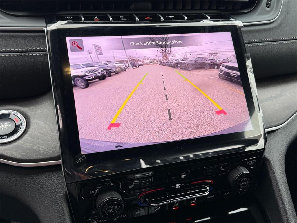 new 2025 Jeep Grand Cherokee car, priced at $49,365