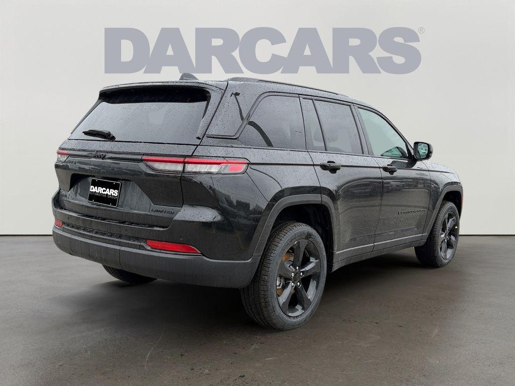 new 2025 Jeep Grand Cherokee car, priced at $45,750
