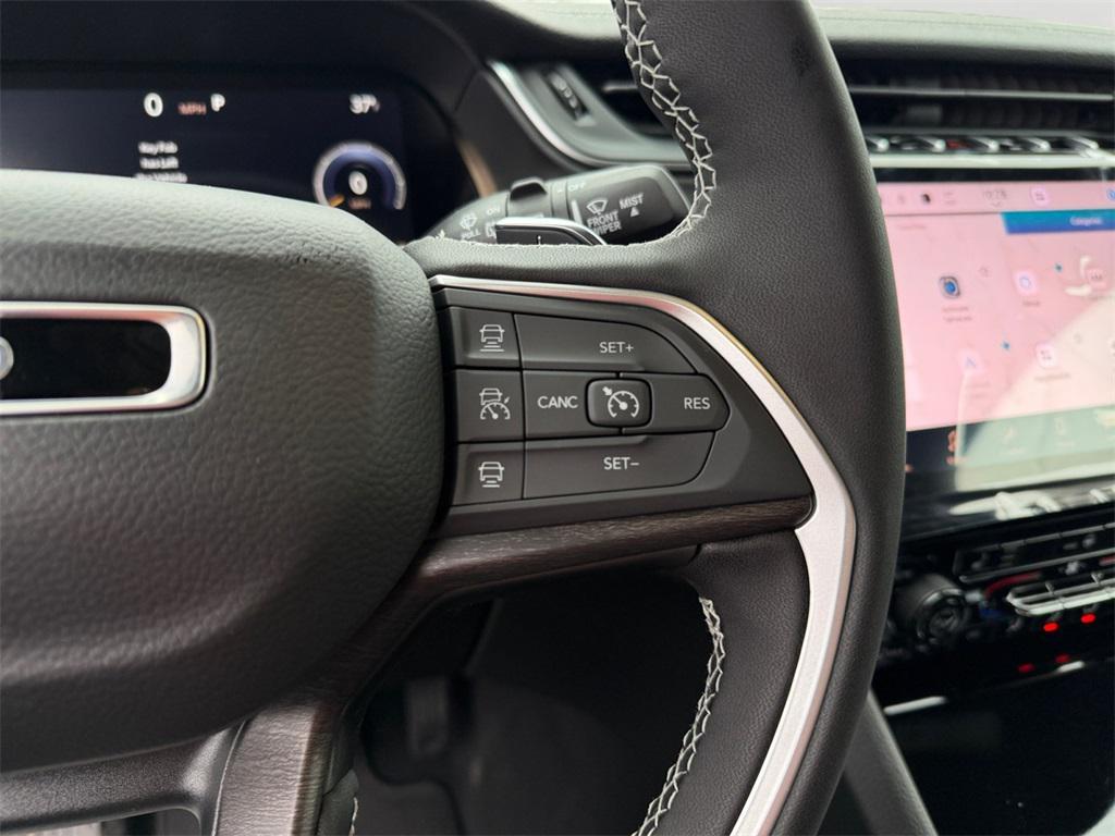 new 2025 Jeep Grand Cherokee car, priced at $49,365