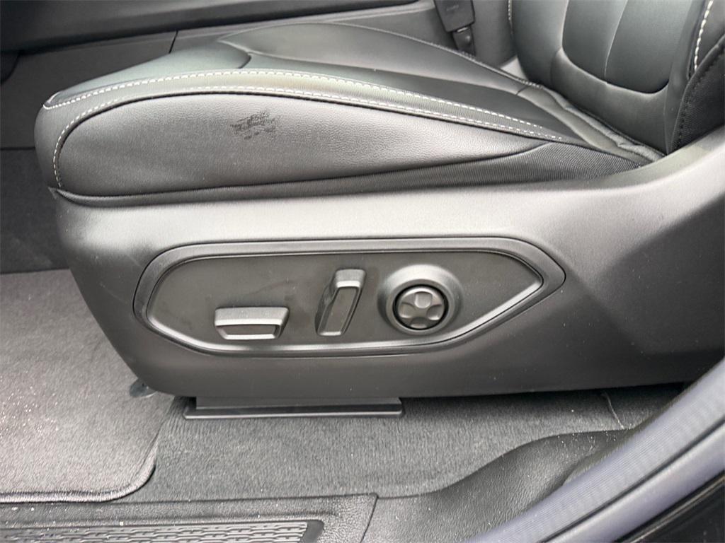 new 2025 Jeep Grand Cherokee car, priced at $49,365