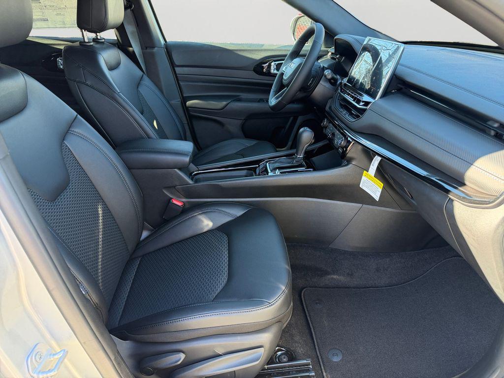 new 2026 Jeep Compass car, priced at $32,580