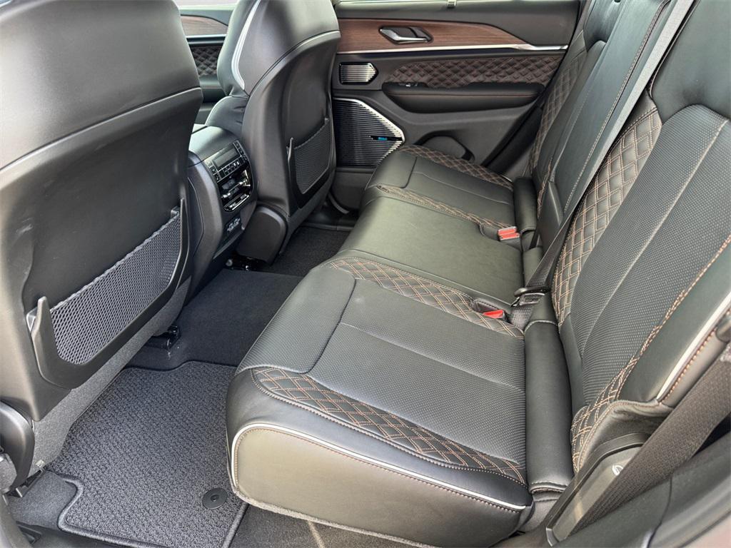 new 2025 Jeep Grand Cherokee car, priced at $64,341