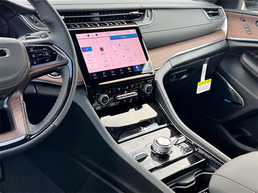 new 2025 Jeep Grand Cherokee car, priced at $64,341