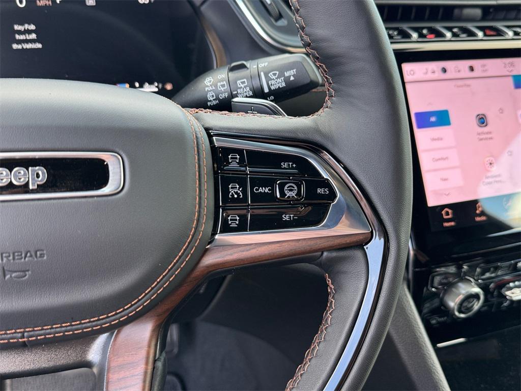 new 2025 Jeep Grand Cherokee car, priced at $64,341