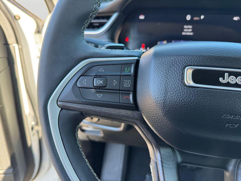 used 2023 Jeep Grand Cherokee car, priced at $29,000