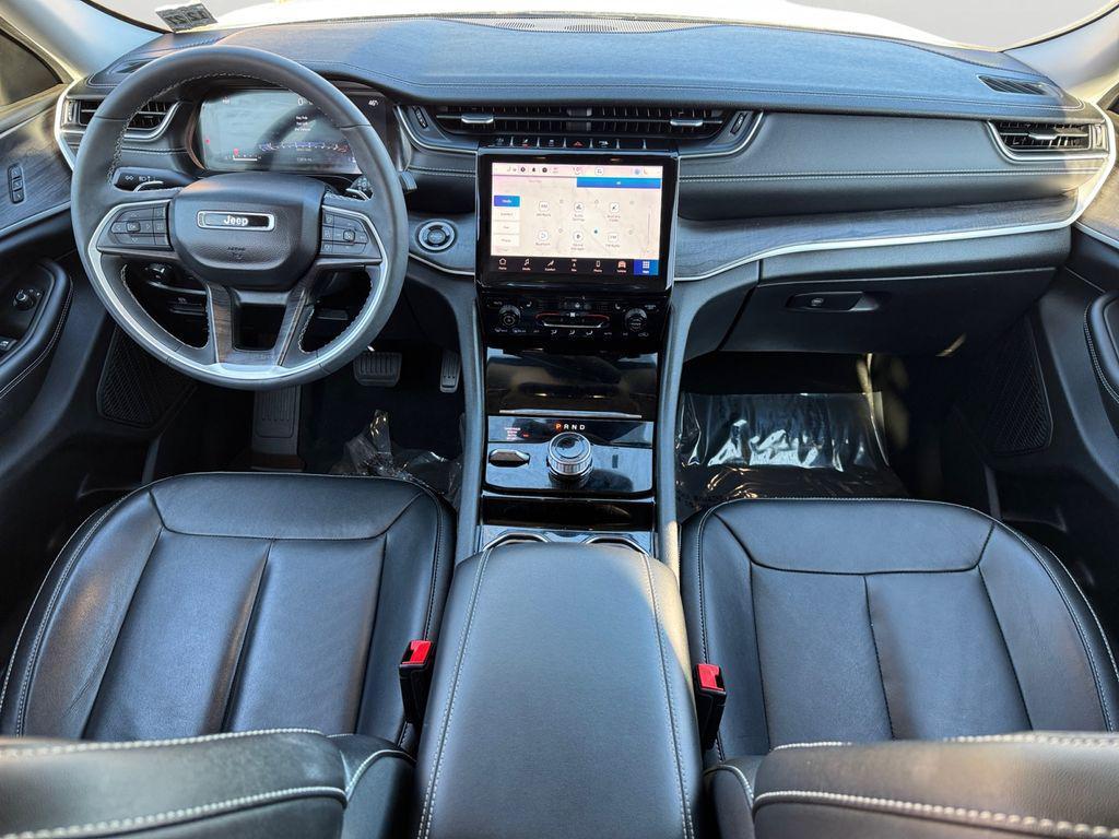 used 2023 Jeep Grand Cherokee car, priced at $29,000