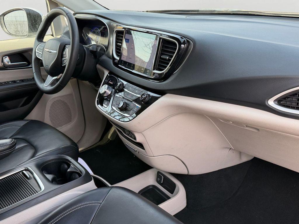 used 2023 Chrysler Pacifica car, priced at $22,500
