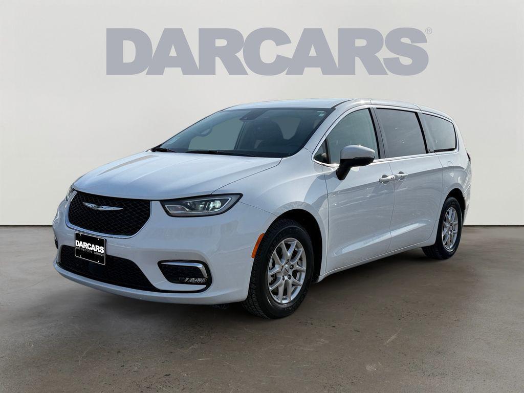 used 2023 Chrysler Pacifica car, priced at $22,500
