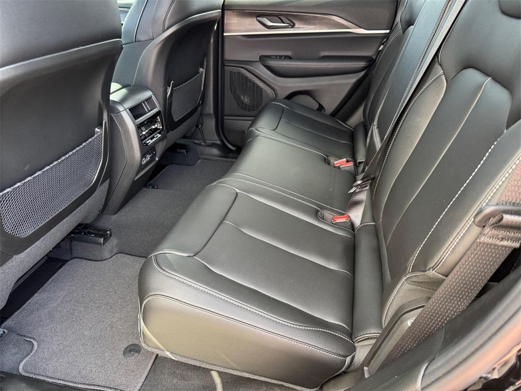 new 2025 Jeep Grand Cherokee car, priced at $50,485