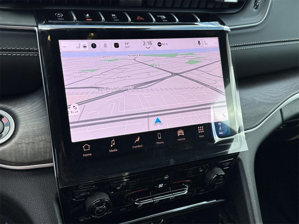 new 2025 Jeep Grand Cherokee car, priced at $50,485