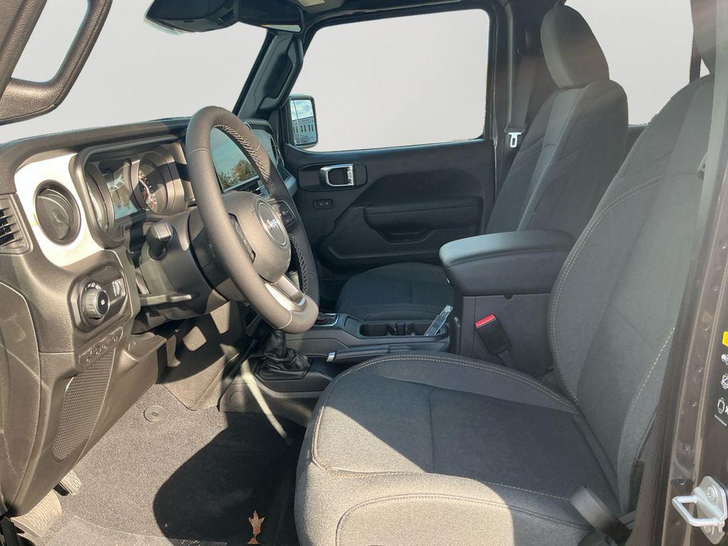 new 2026 Jeep Wrangler car, priced at $51,005