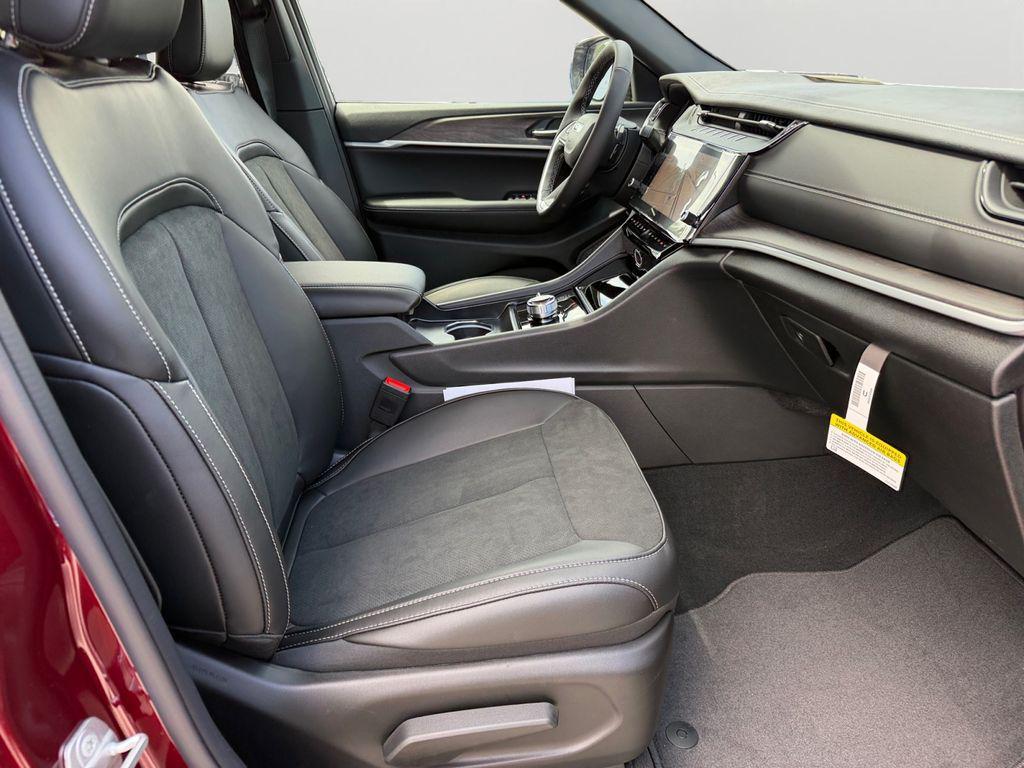 new 2026 Jeep Grand Cherokee L car, priced at $47,955