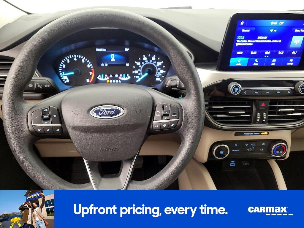 used 2022 Ford Escape car, priced at $15,998
