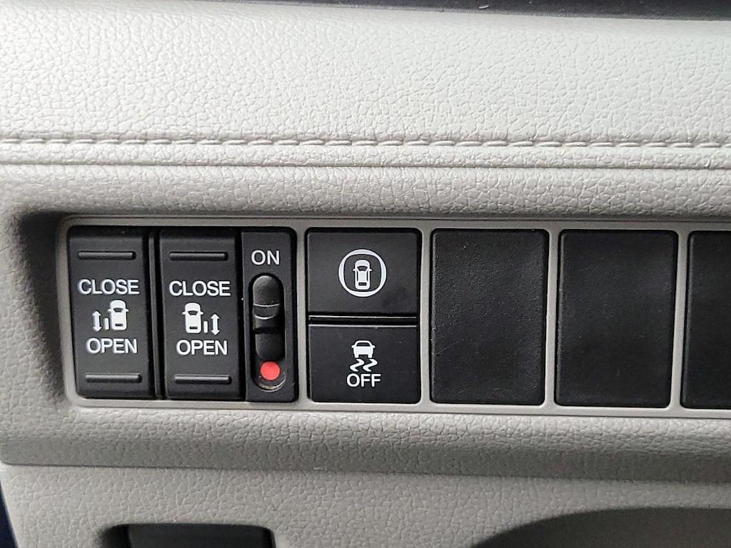 used 2024 Honda Odyssey car, priced at $37,998