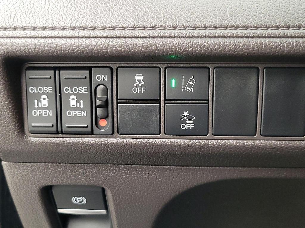 used 2020 Honda Odyssey car, priced at $27,998