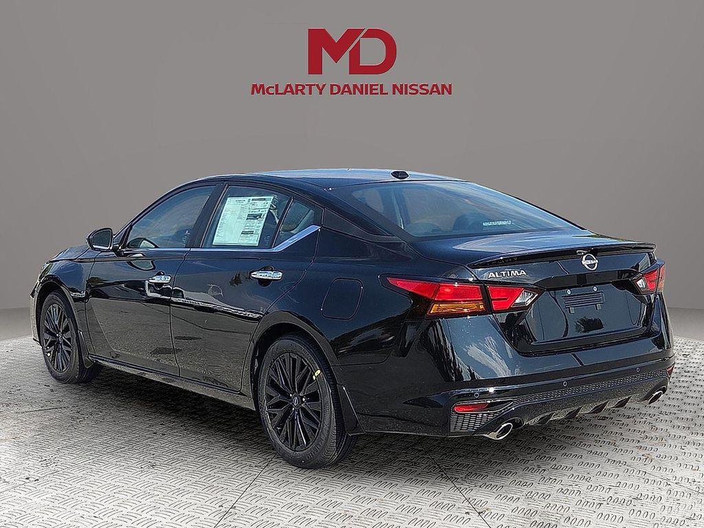 new 2025 Nissan Altima car, priced at $22,701