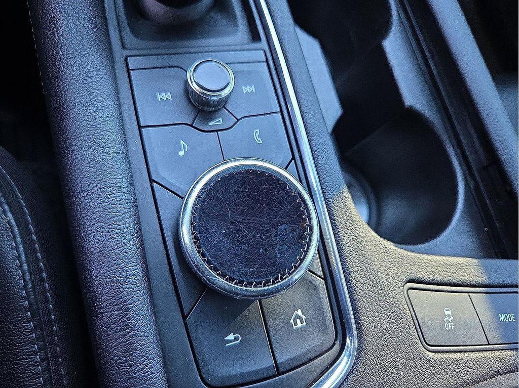 used 2020 Cadillac XT6 car, priced at $25,299