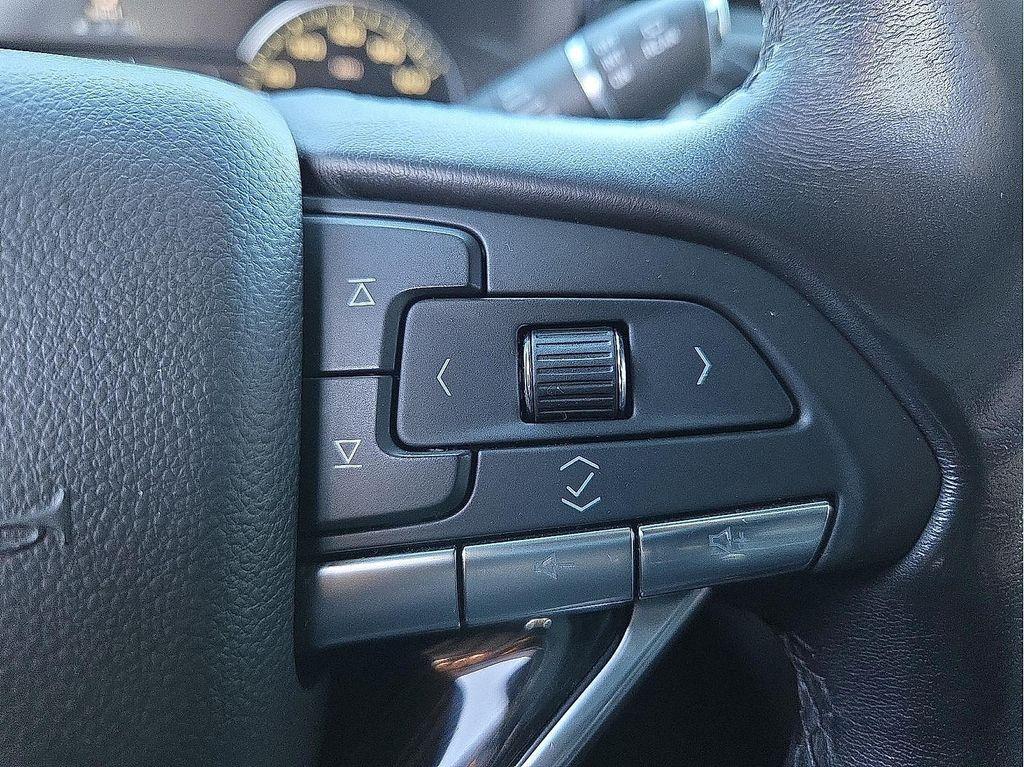 used 2020 Cadillac XT6 car, priced at $25,299