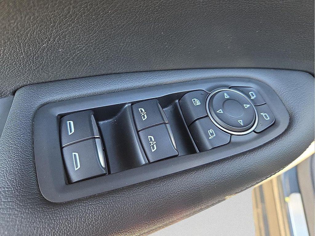 used 2020 Cadillac XT6 car, priced at $25,299