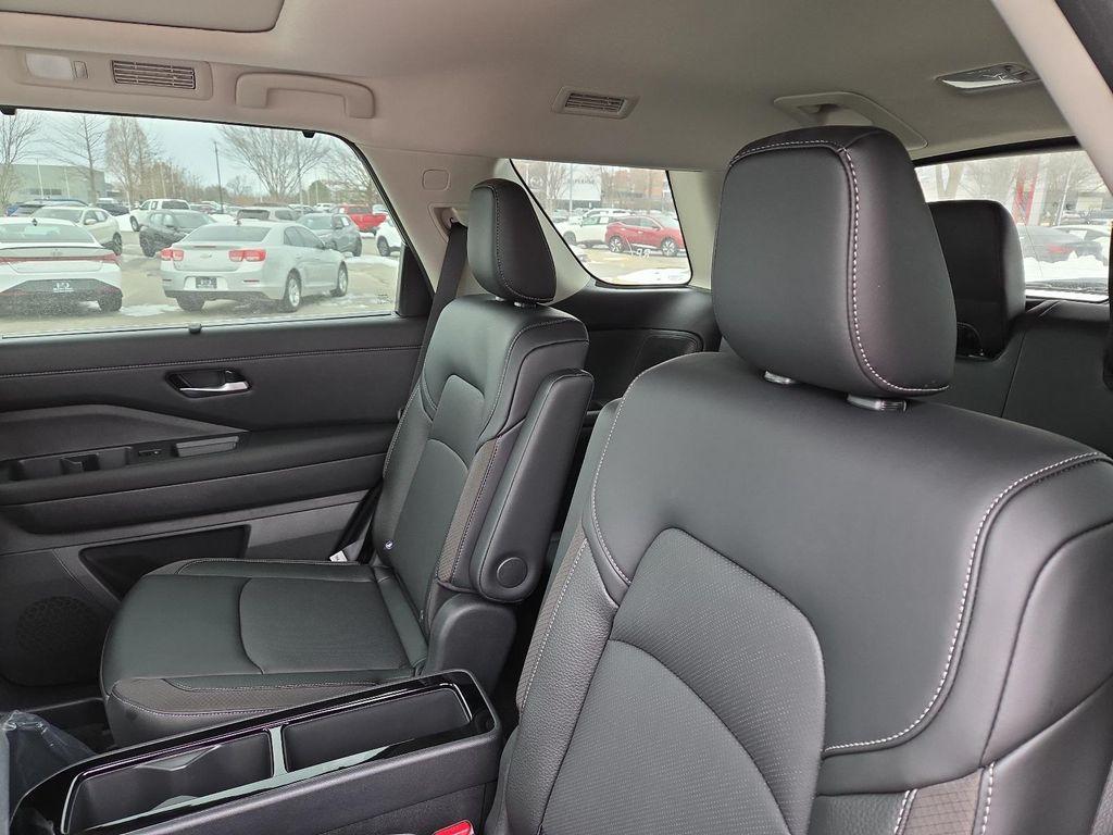 new 2026 Nissan Pathfinder car, priced at $48,650