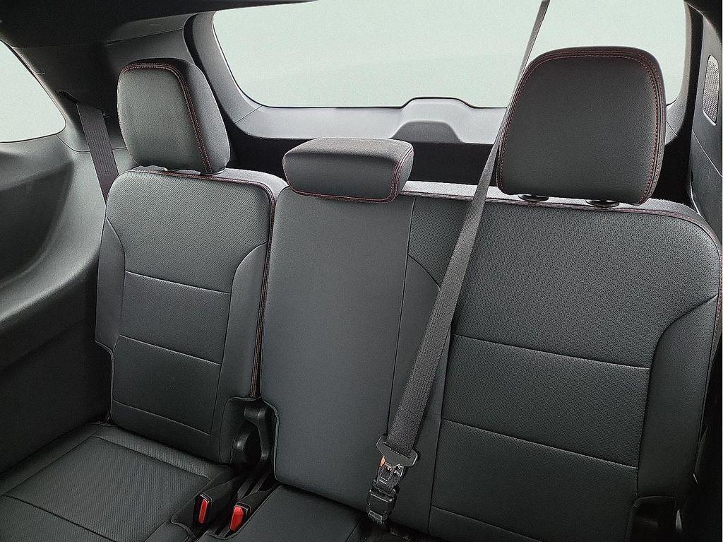 used 2024 Chevrolet Traverse car, priced at $47,990