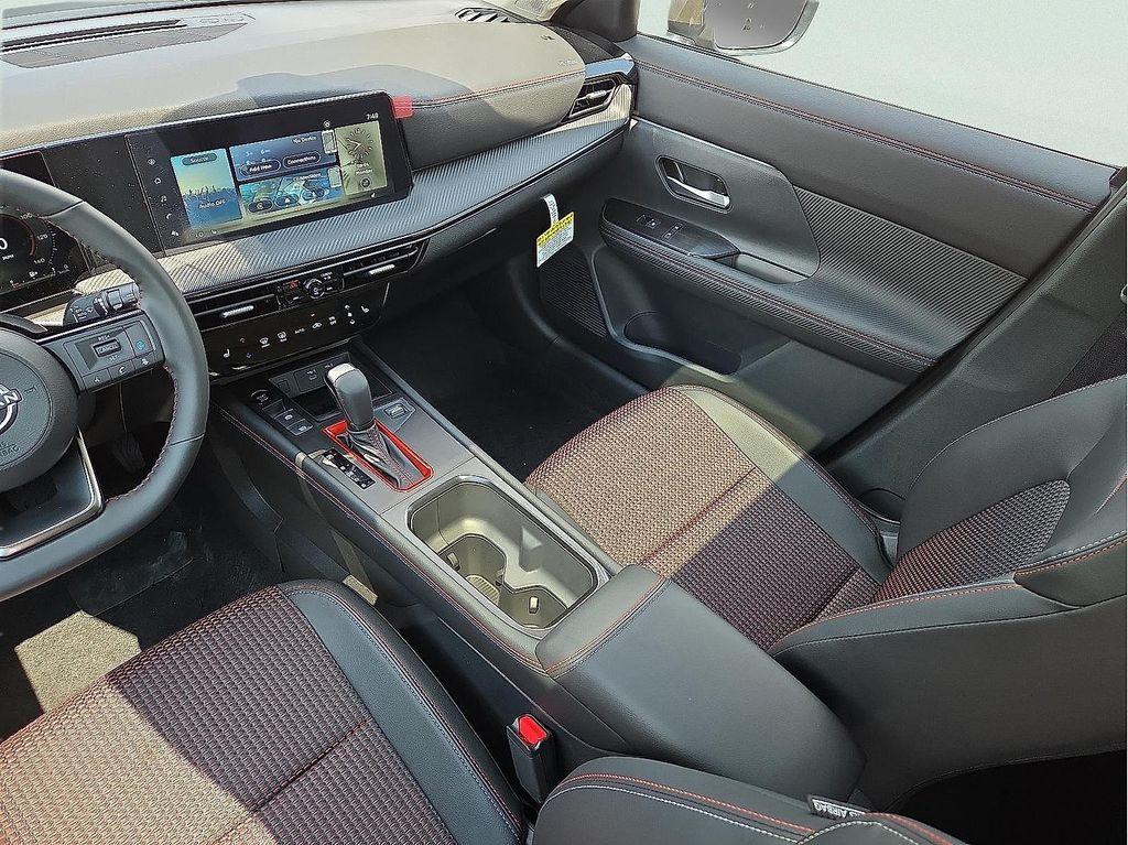 new 2025 Nissan Kicks car, priced at $27,174