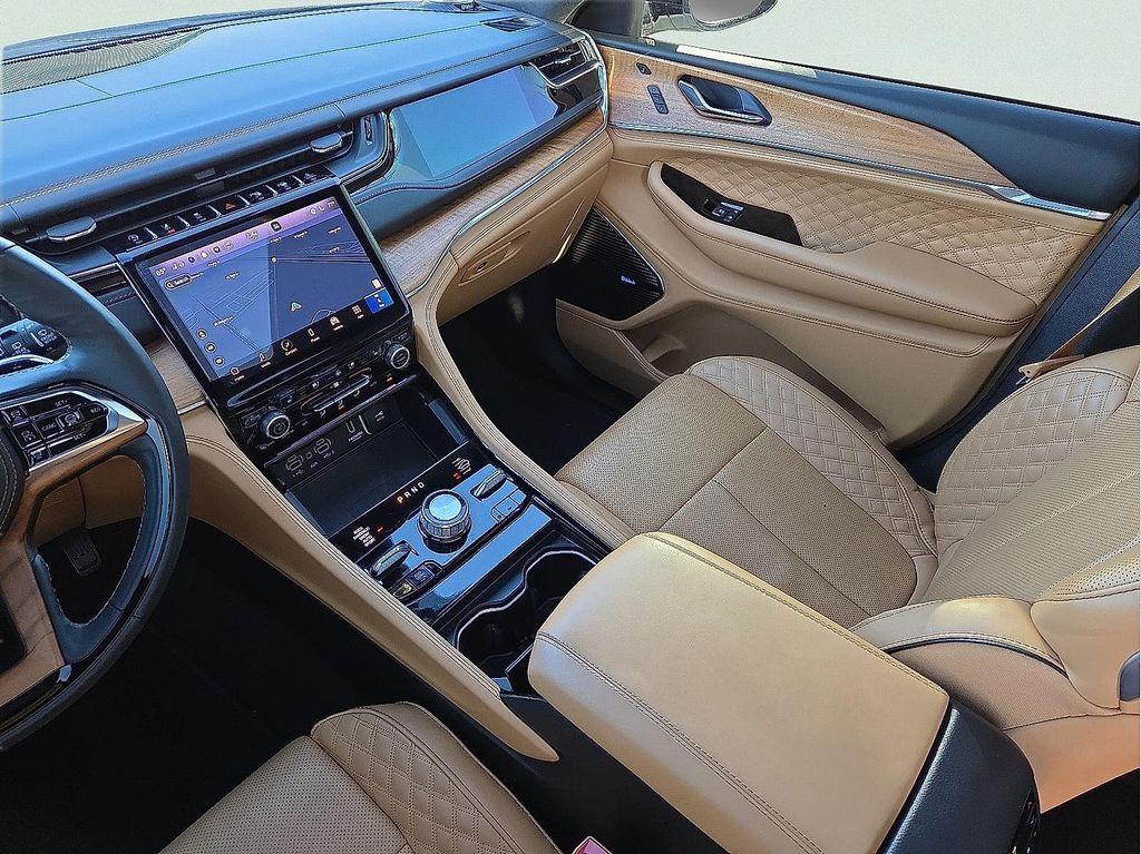 used 2025 Jeep Grand Cherokee L car, priced at $54,198