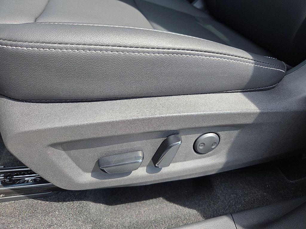 new 2025 Nissan Murano car, priced at $38,537