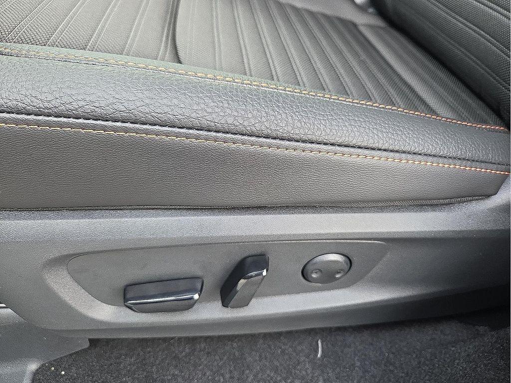 new 2025 Nissan Pathfinder car, priced at $39,859