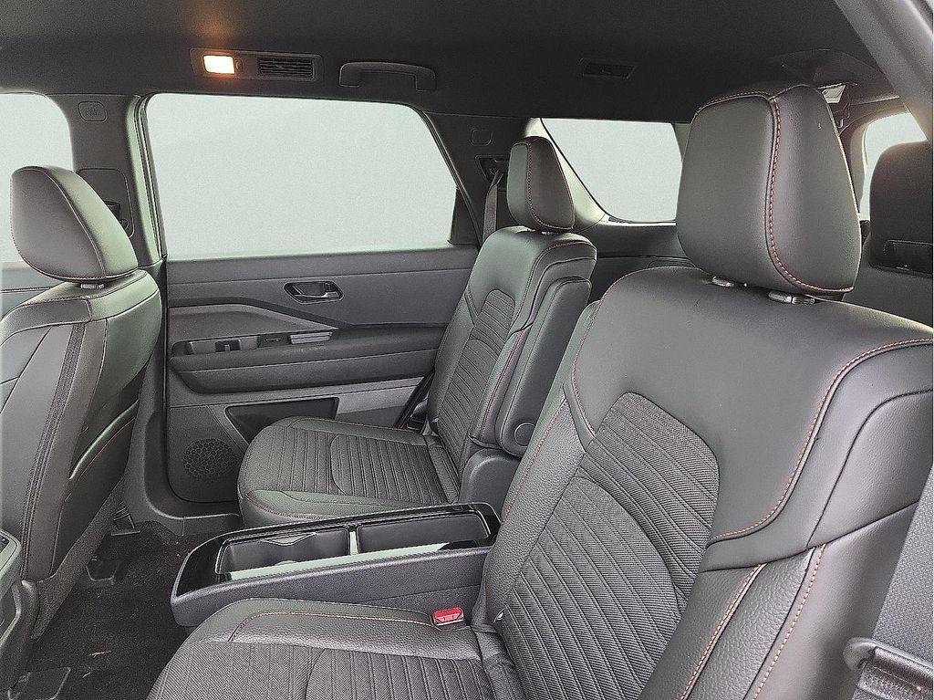 new 2025 Nissan Pathfinder car, priced at $39,859