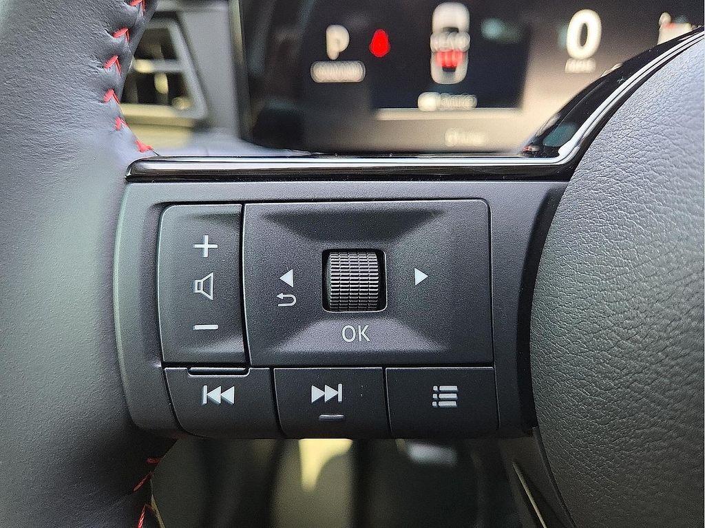 new 2025 Nissan Kicks car, priced at $25,412