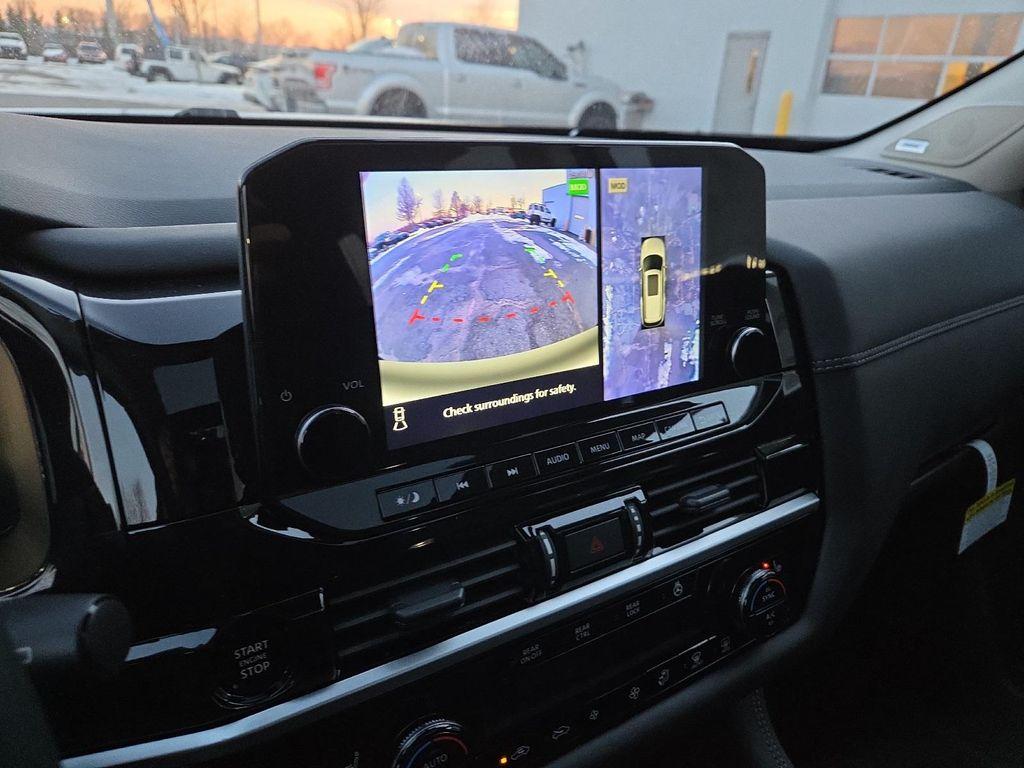 new 2025 Nissan Pathfinder car, priced at $49,860