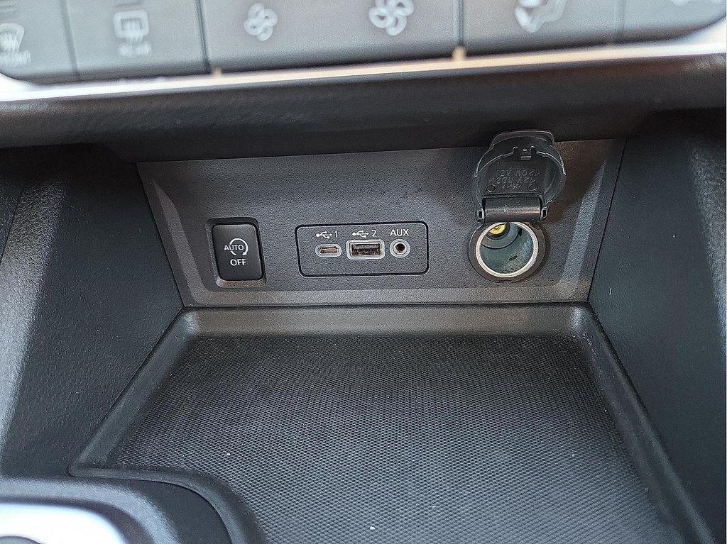 used 2024 Nissan Sentra car, priced at $21,433