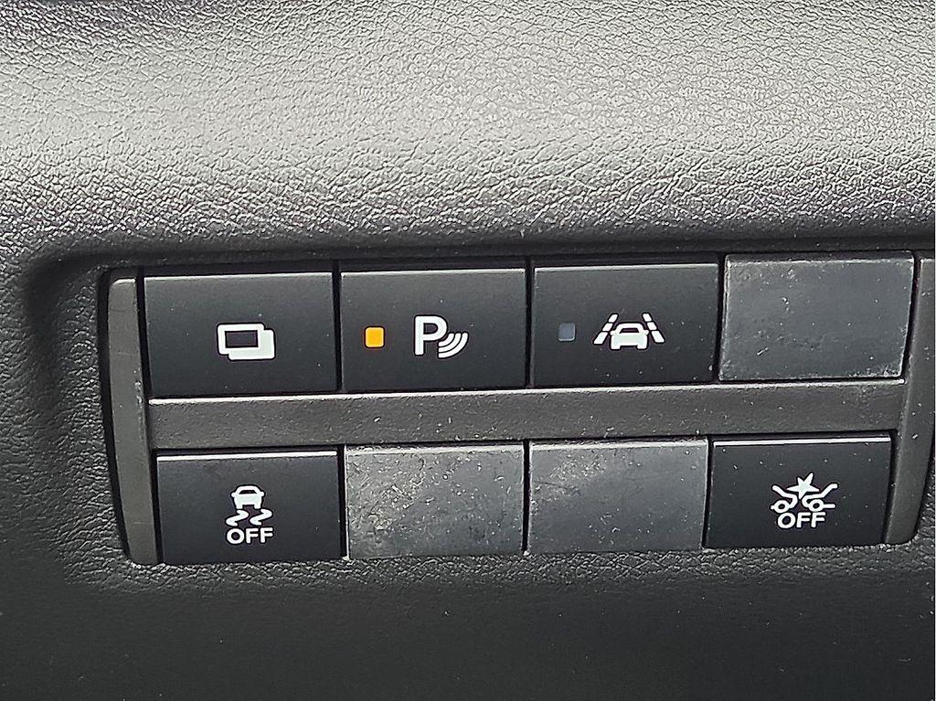 new 2025 Nissan Versa car, priced at $20,250