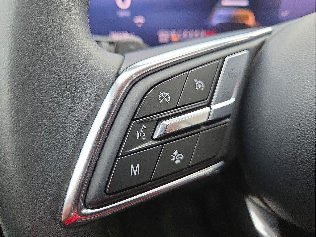 used 2025 Buick Envision car, priced at $29,498