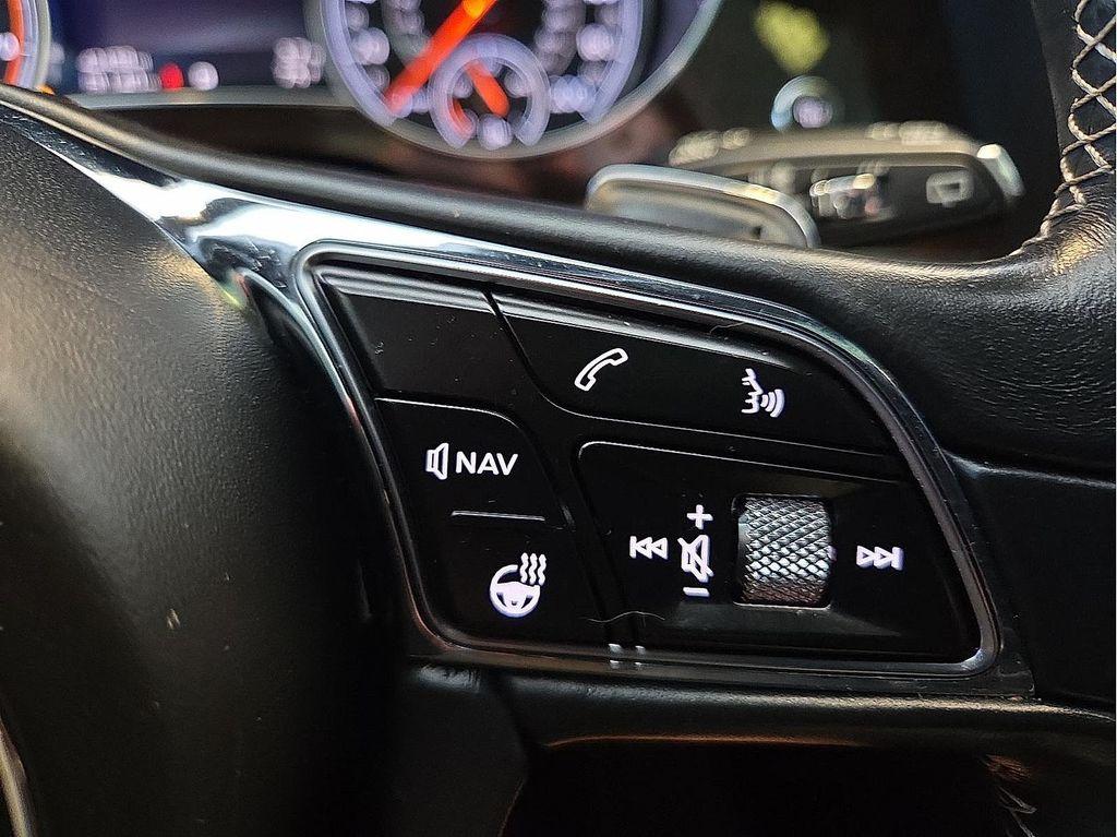 used 2018 Bentley Bentayga car, priced at $70,779