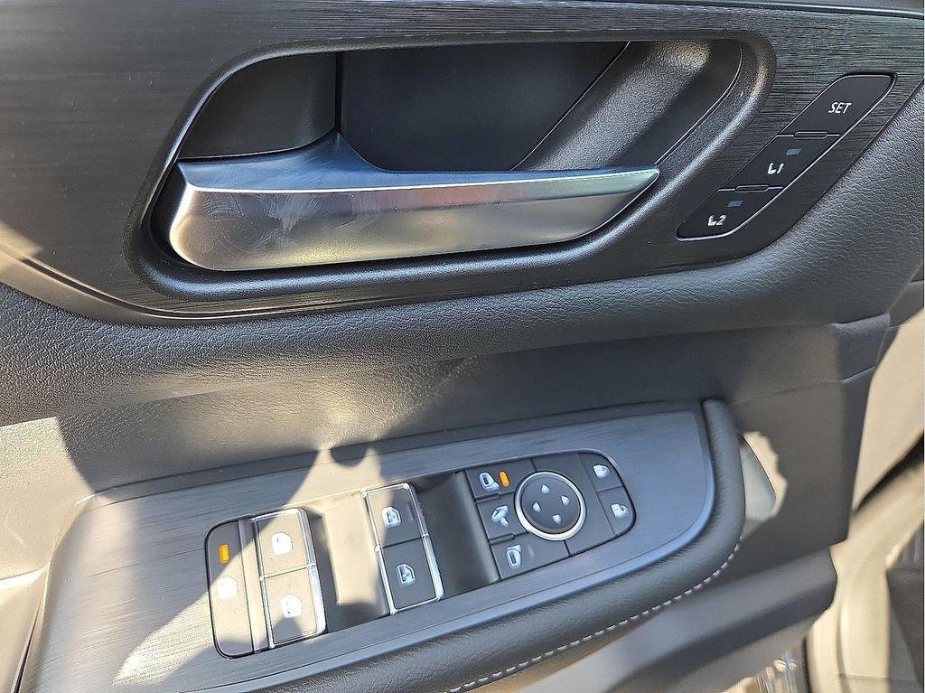 new 2025 Nissan Armada car, priced at $76,733