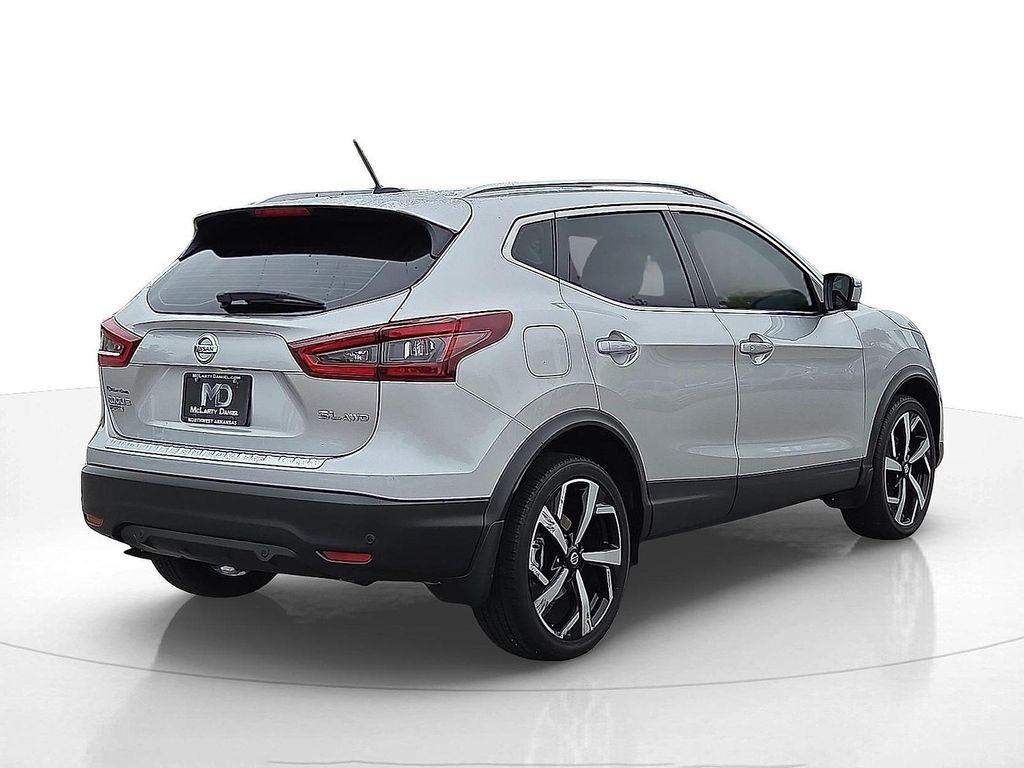 used 2022 Nissan Rogue Sport car, priced at $22,697