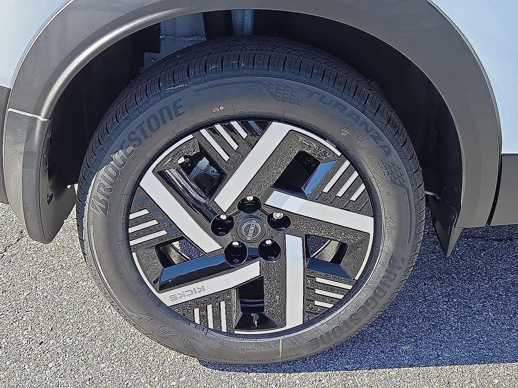 new 2026 Nissan Kicks car, priced at $25,534