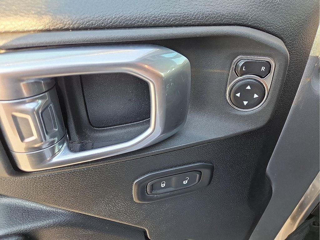 used 2021 Jeep Wrangler Unlimited car, priced at $25,798