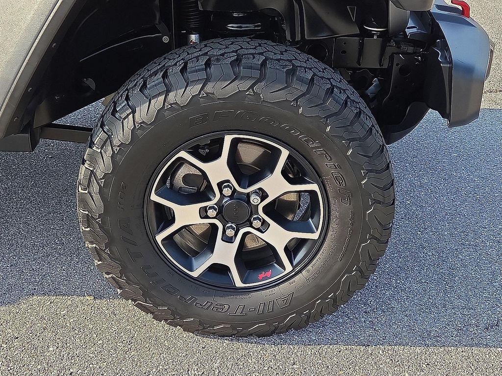 used 2021 Jeep Wrangler Unlimited car, priced at $25,798