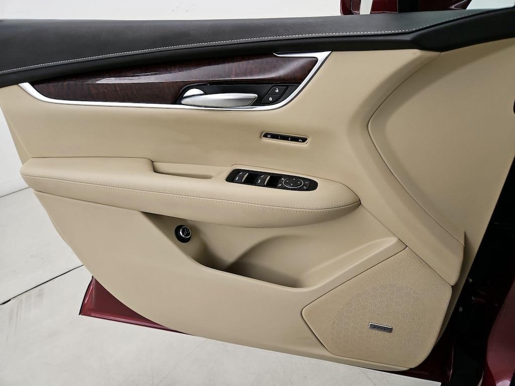 used 2018 Cadillac XT5 car, priced at $24,998