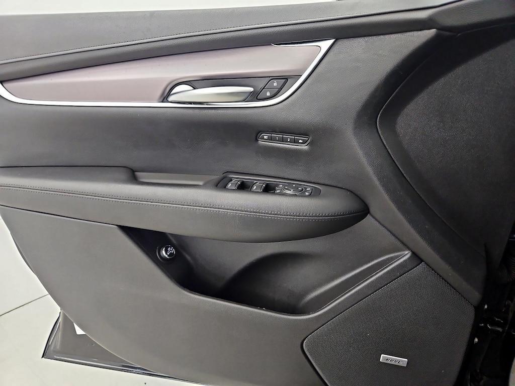 used 2019 Cadillac XT5 car, priced at $17,998