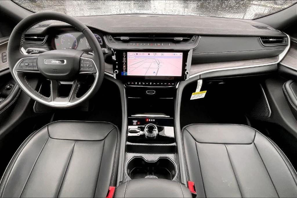 new 2026 Jeep Grand Cherokee car, priced at $44,280