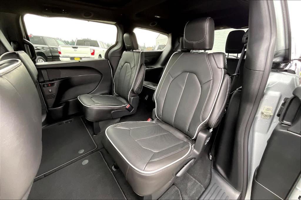 new 2026 Chrysler Pacifica car, priced at $49,435