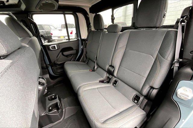 new 2026 Jeep Gladiator car, priced at $45,298