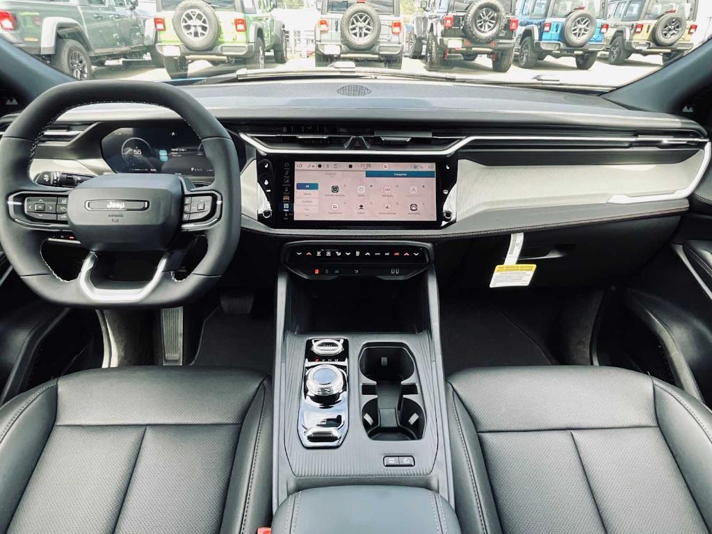 new 2026 Jeep Cherokee car, priced at $41,685