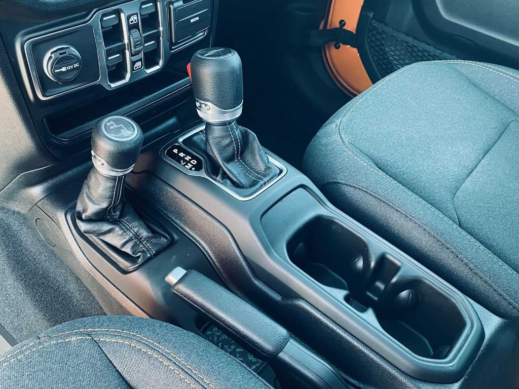new 2026 Jeep Gladiator car, priced at $42,780