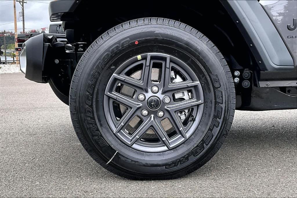 new 2026 Jeep Gladiator car, priced at $42,499