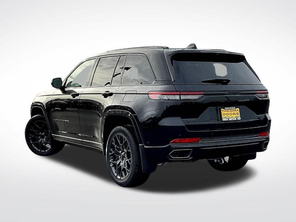 new 2025 Jeep Grand Cherokee car, priced at $72,595